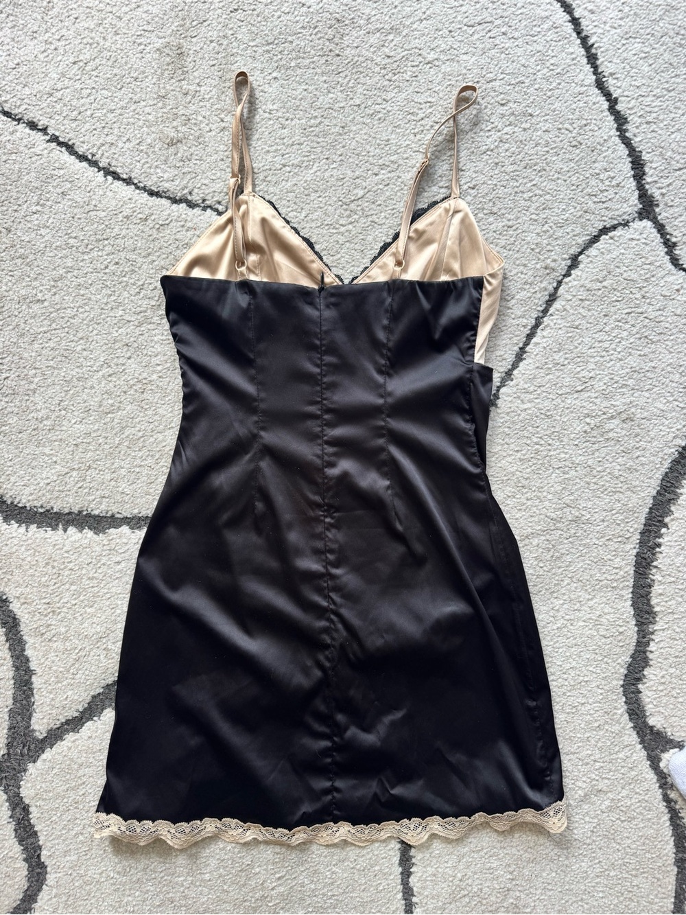 superdown Black & Champagne Lace-Trim Satin Cutout Slip Dress - Picture 5 of 7